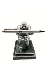 Αγαλματίδιο ιππότη σε βάθρο με στυλό Executive Knight pen holder