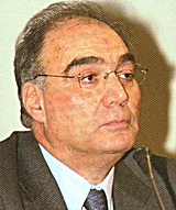 Τσαρούχας,  Κώστας
